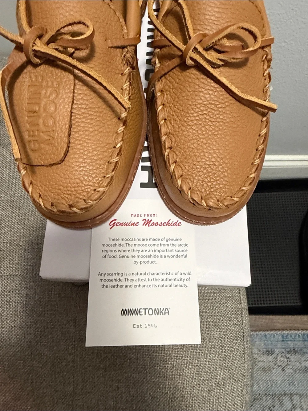 Minnetonka Tan Leather Moccasin Loafers with Bow Detail